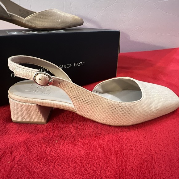 Naturalizer Jayla Comfort Slingback Pumps Sandals Shoes And Women's Sz 8 Sand - Picture 11 of 16